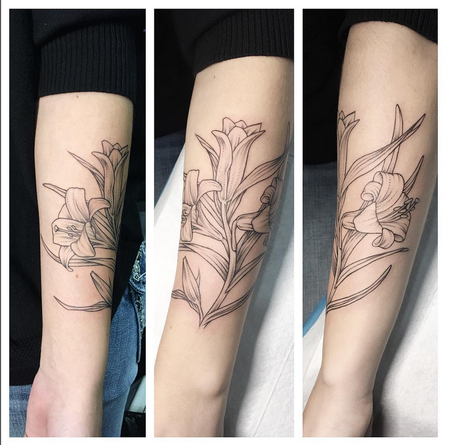 Michael Bales - Lillies Wrapping Forearm- Instagram @michaelbalesart